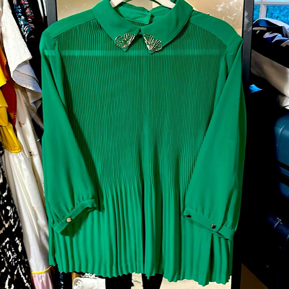 Ted Baker London Green Pleated Blouse